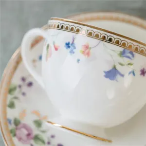الأزهار صائق مجموعات أواني السيراميك - Floral Decal Colorful Ceramic Dinnerware