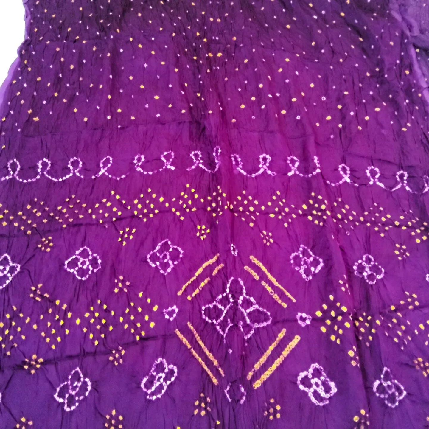Bandhej Modal Silk Saree with Tissue Pallu