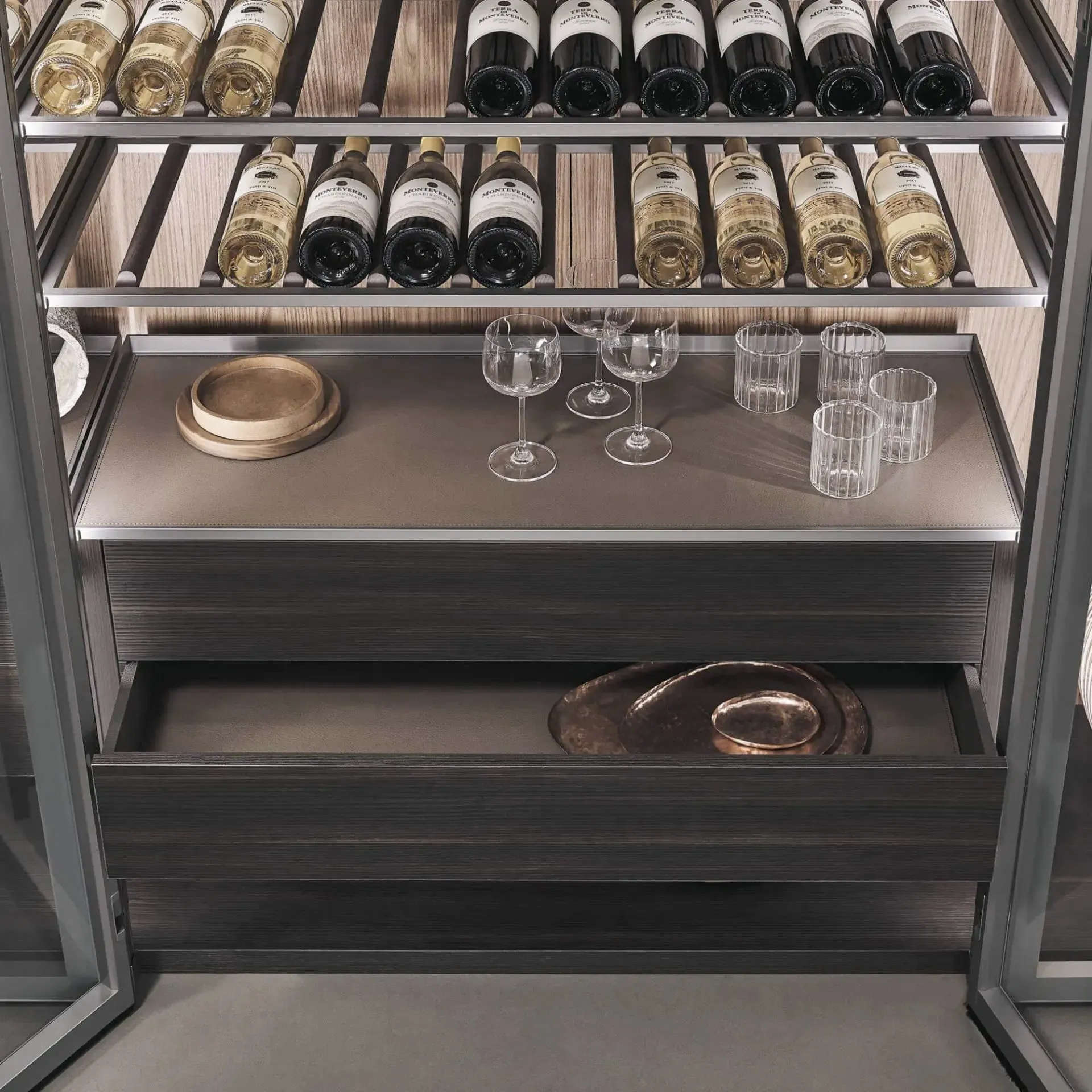 Cover Wall Unit