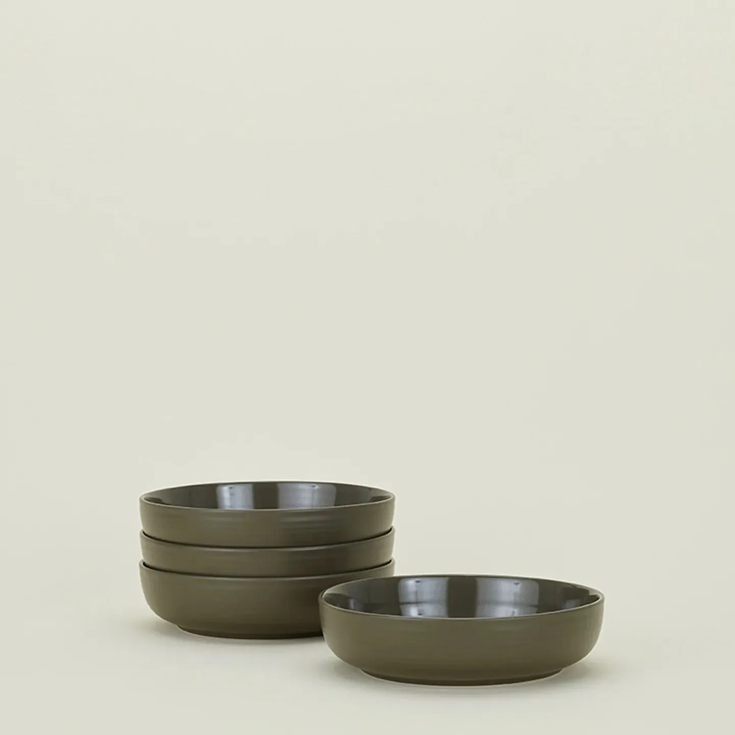 Essential Dinnerware | 16 Piece Set (Olive)