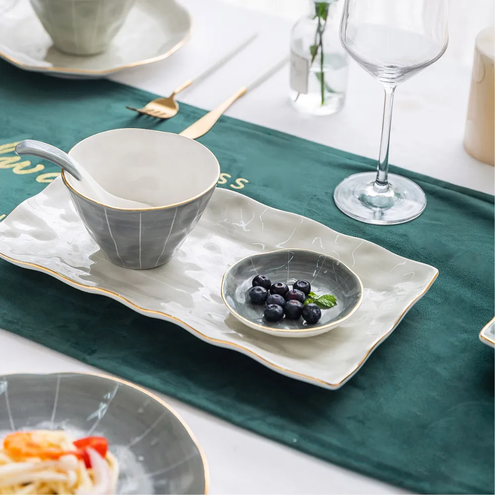 European Style Golden Rim Salad Dish