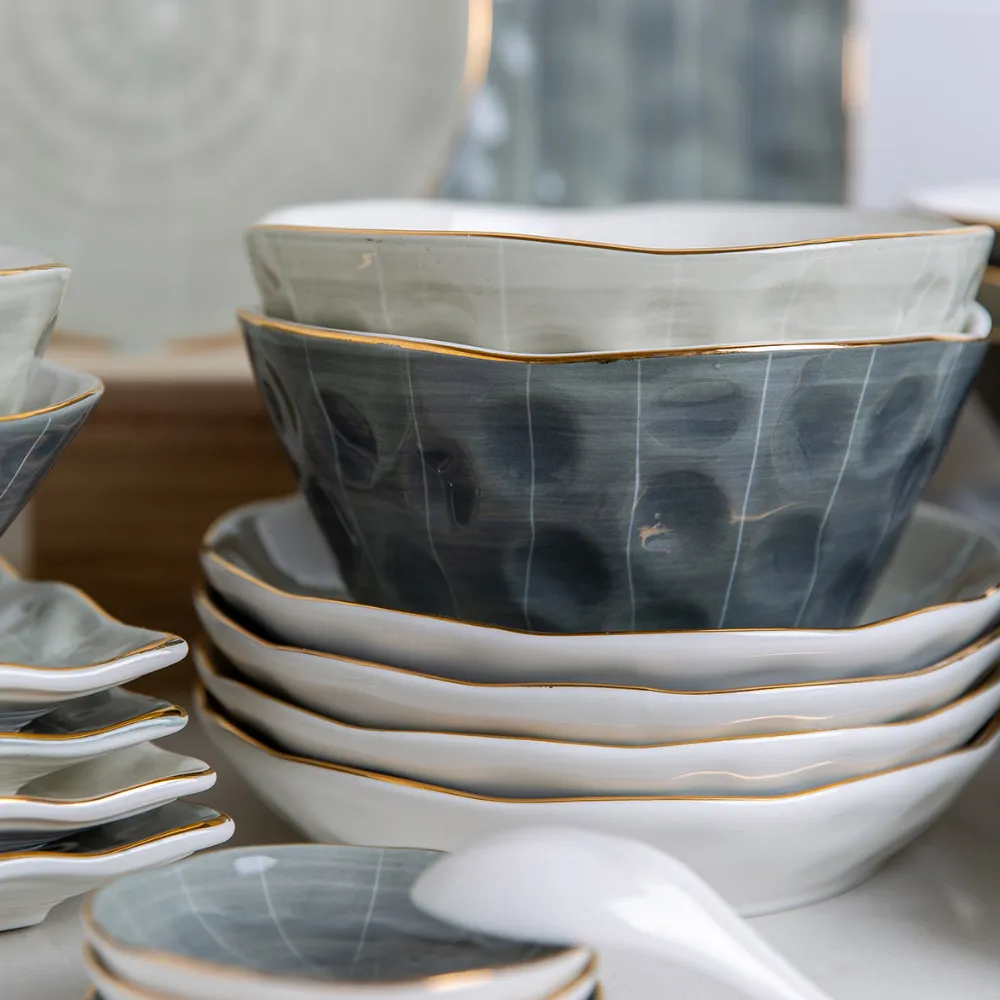 European Style Golden Rim Salad Dish