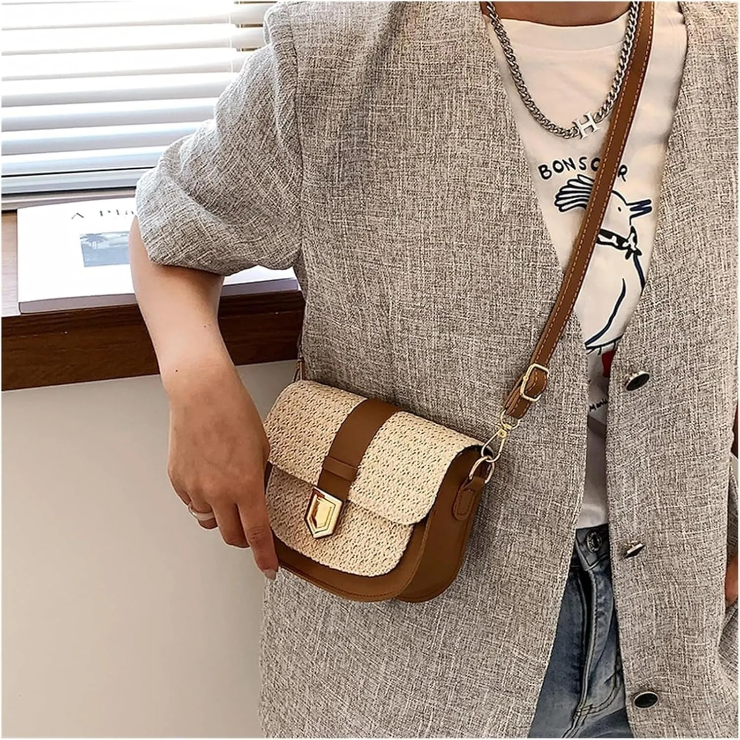 Fashionable Woven Straw Bag for Women | Simple & Fresh Crossbody Shoulder Saddle Bag