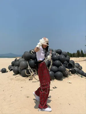 Pooyikoi Goth Cargo Pants Women Hippie red Plaid Pants Harajuku Streetwear Chain Checked Trousers High Waist Pants