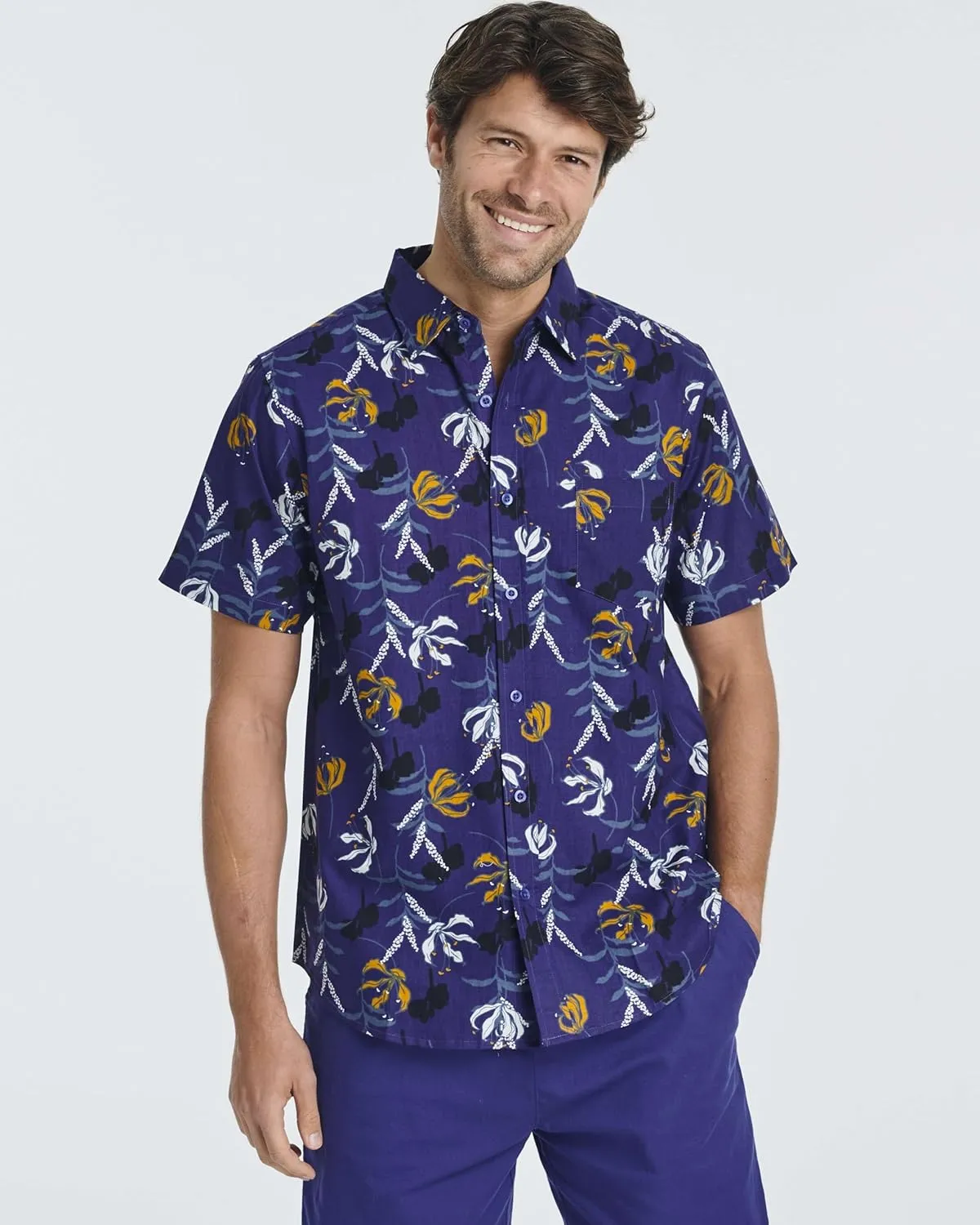 Real Essentials 3 Pack: Men's Regular-Fit Short-Sleeve Poplin Shirt (Available in Big & Tall)