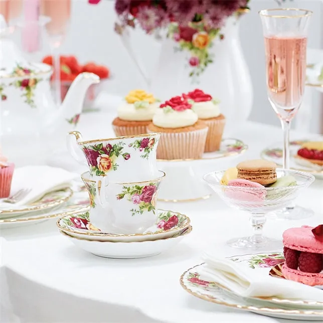 Royal Albert Old Country Roses Teacup & Saucer