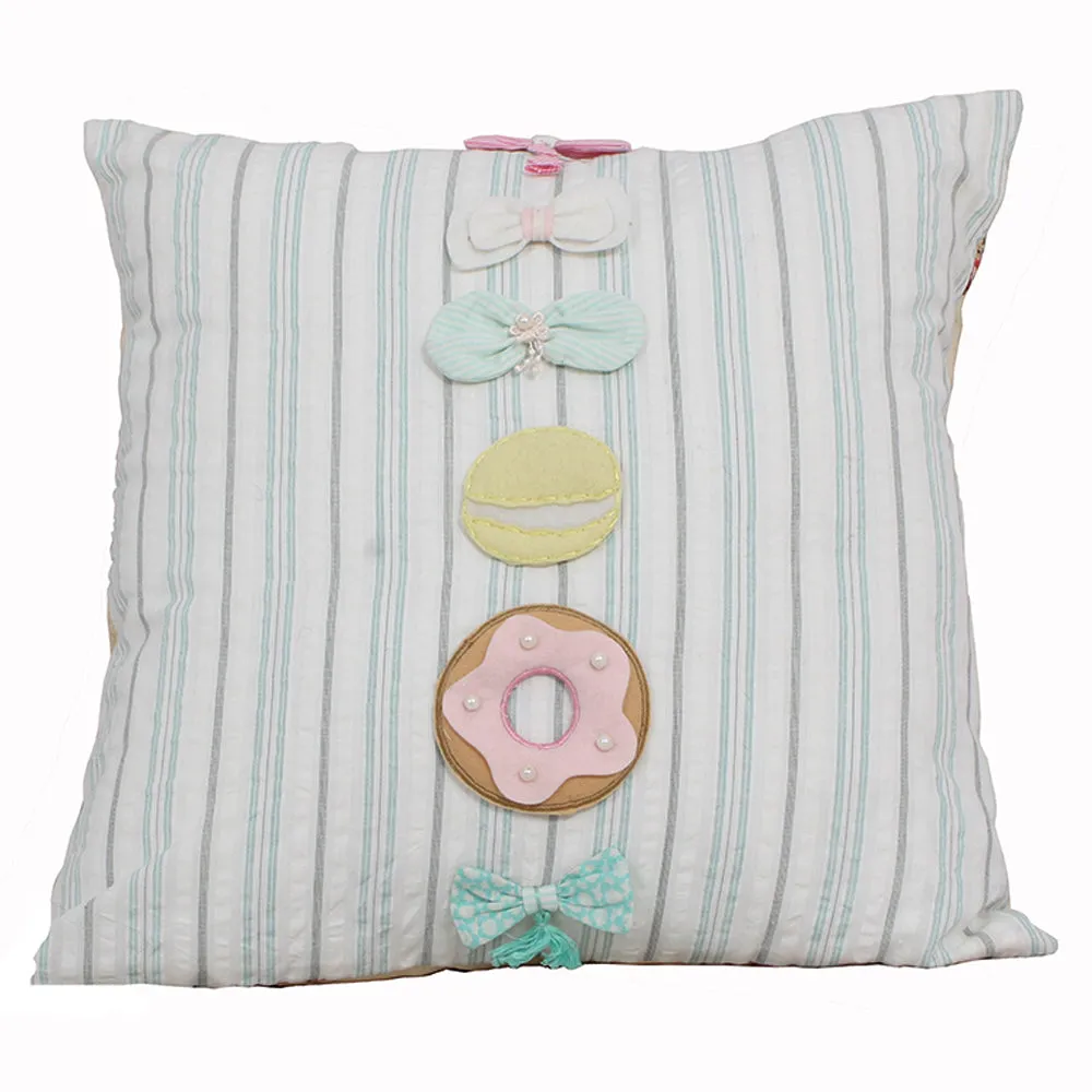 Vintage- Multibow 16" X 16" Cushion Cover
