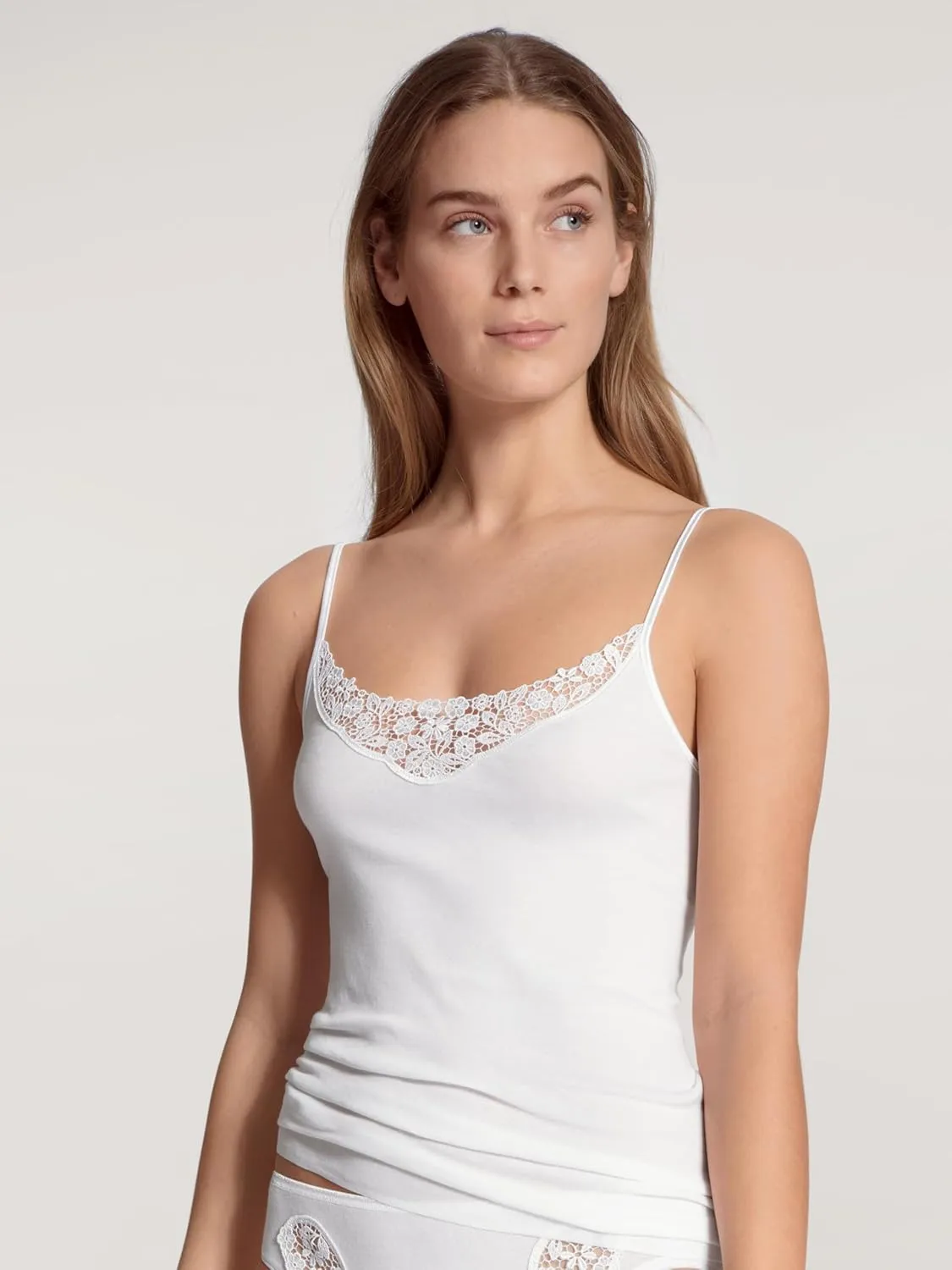 Women's 11451 Feminine Sense Lace Trim Camisole