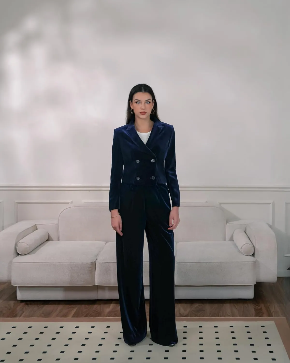 Women's Cropped Velvet Blazer  Elegant Open Front Dressy Jacket with Long Sleeves, Business Casual Blazer for Work